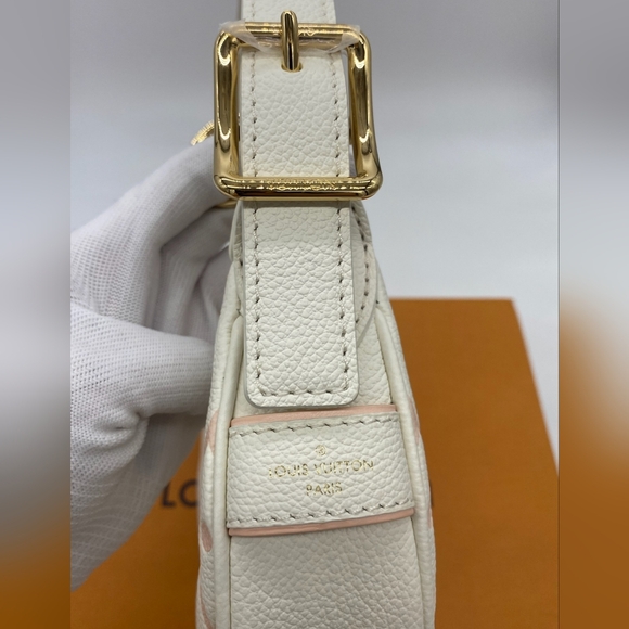 SOLD!!!Louis Vuitton Mini Moon Bicolor Monogram Empreinte Leather - Picture 14 of 15